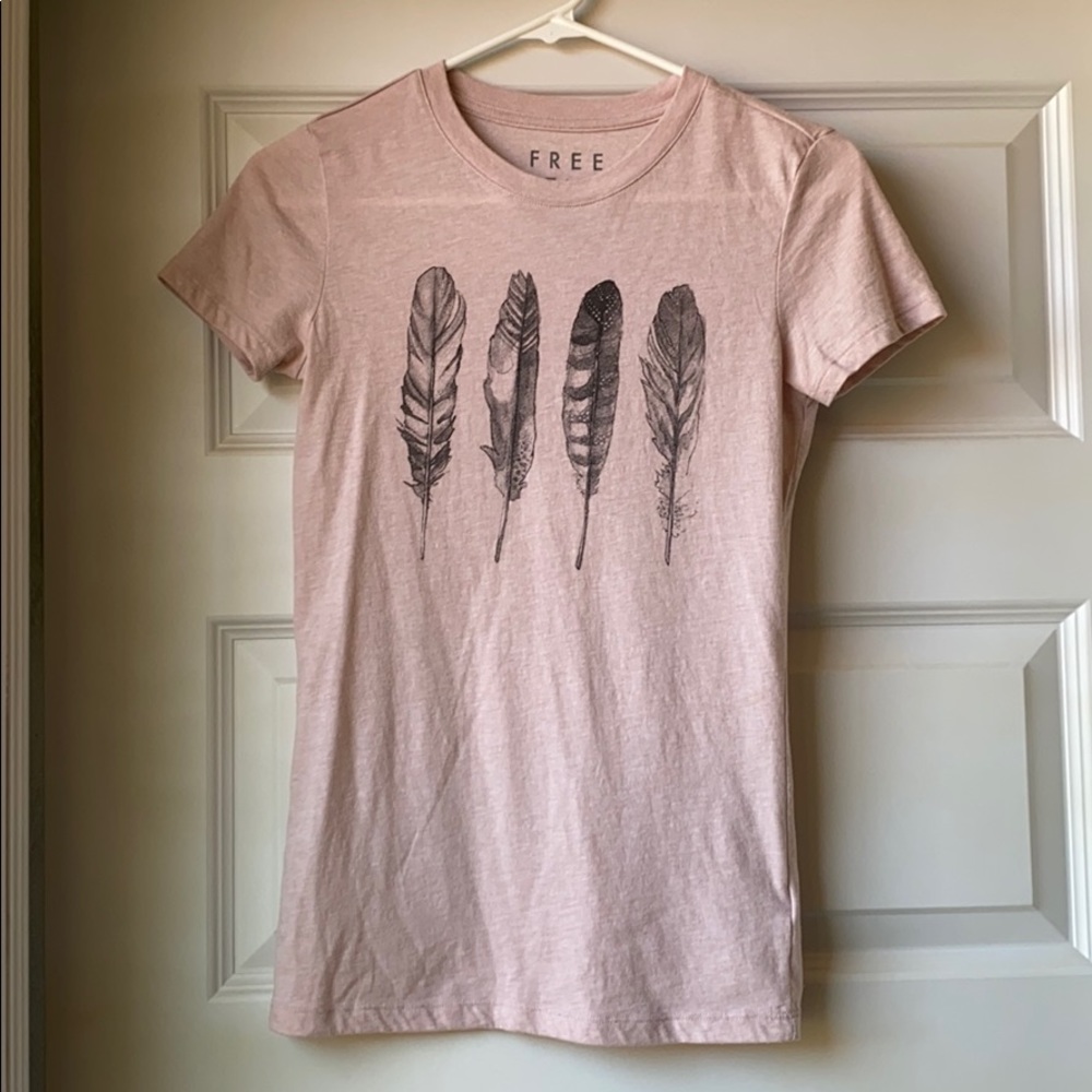 women’s tee